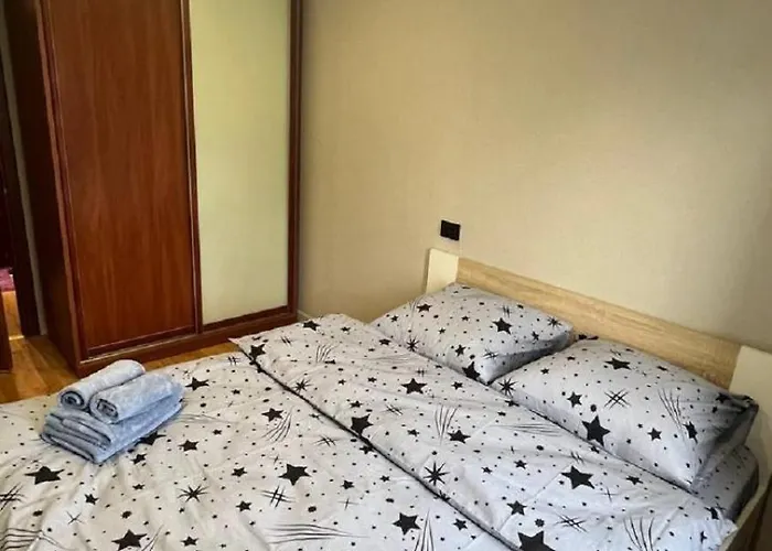 Obolonskiy Prospekt Apartments 16Є